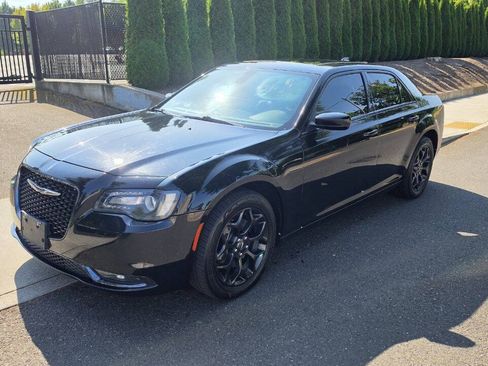 Used 2020 Chrysler 300 S AWD/4WD image 3