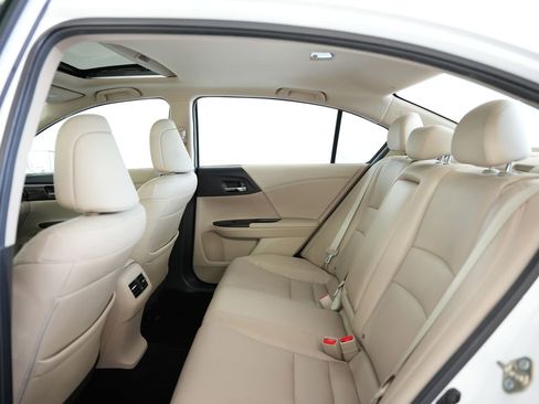 Used 2016 Honda Accord EX-L image 39