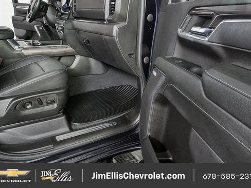 Certified 2024 Chevrolet Silverado 2500 LTZ w/ LTZ Convenience Package AWD/4WD image 24