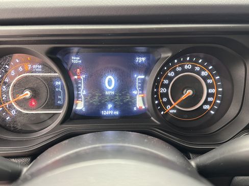 Used 2026 Jeep Gladiator Rubicon AWD/4WD image 18