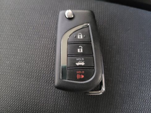 Used 2024 Toyota Corolla LE FWD image 32