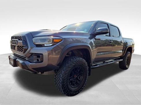 Used 2021 Toyota Tacoma TRD Pro AWD/4WD image 5