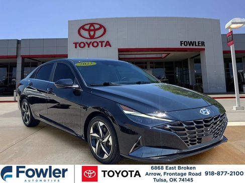 Used 2023 Hyundai Elantra Limited FWD image 7