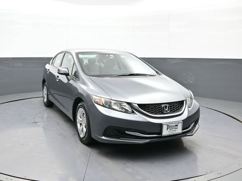 Used 2013 Honda Civic LX image 3