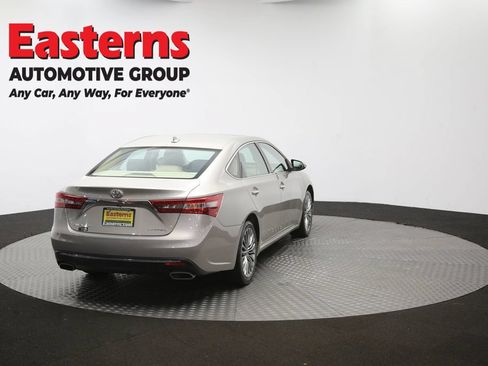 Used 2017 Toyota Avalon Limited w/ All Weather Liner Package FWD image 40