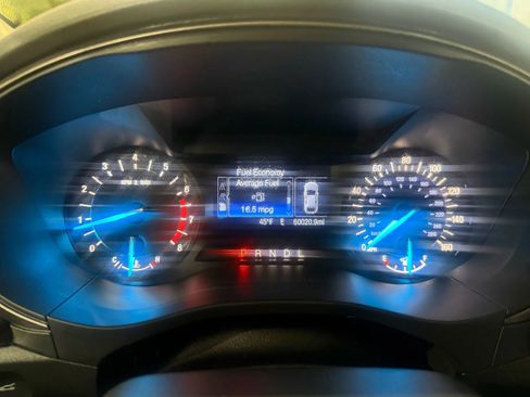 Used 2017 Ford Fusion SE image 10