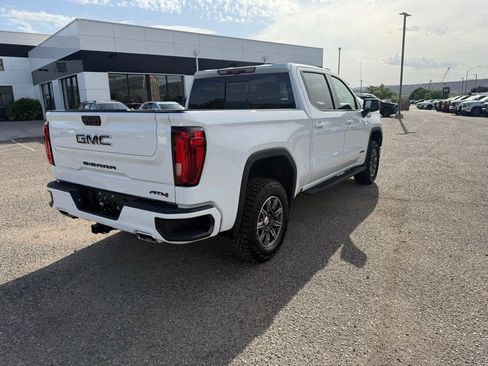 New 2026 GMC Sierra 1500 AT4 AWD/4WD image 5