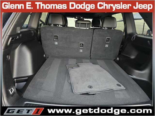 Used 2023 Jeep Grand Cherokee Altitude AWD/4WD image 27