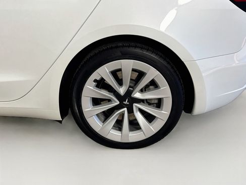 Used 2023 Tesla Model 3 Standard Range RWD image 33