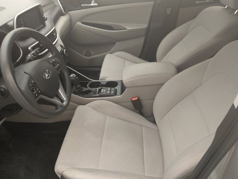 Used 2020 Hyundai Tucson SE image 17