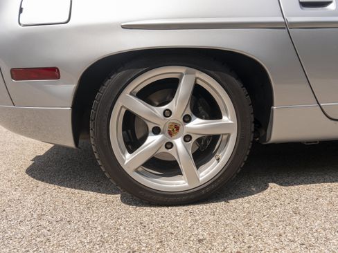Used 1991 Porsche 928 S4 RWD image 18