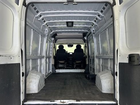 Used 2022 RAM ProMaster 2500 FWD image 14
