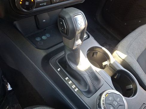 Used 2023 Ford Bronco 4-Door AWD/4WD image 18