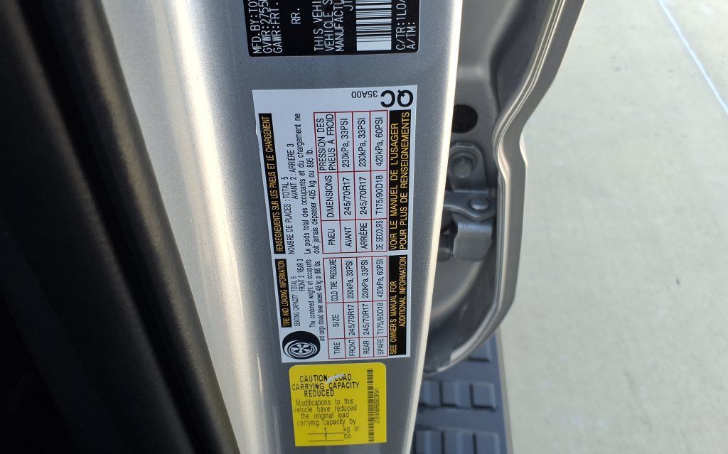 Used 2025 Toyota 4Runner SR5 AWD/4WD image 30