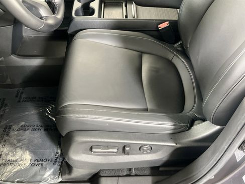 Used 2023 Honda Odyssey Touring image 19