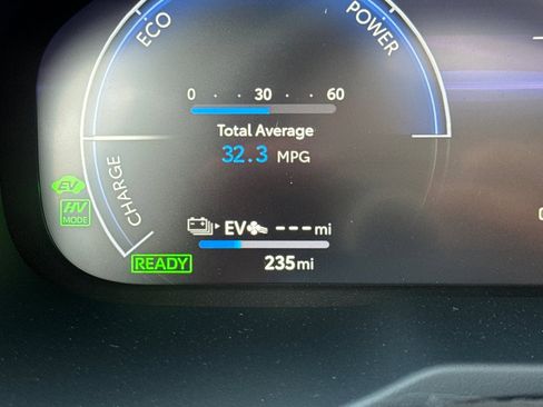 Certified 2025 Toyota RAV4 XSE image 30