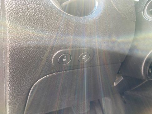 Used 2008 Chevrolet HHR LS w/ Enhanced Sound Package image 43