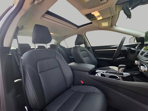 New 2025 Nissan Altima 2.5 SL image 12