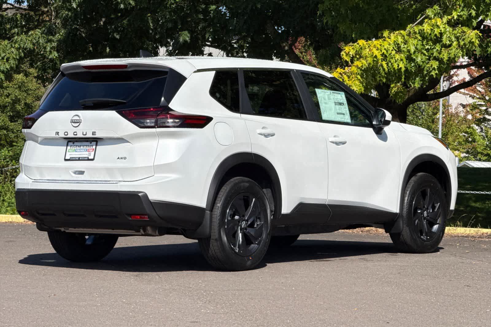 New 2026 Nissan Rogue SV AWD/4WD image 2