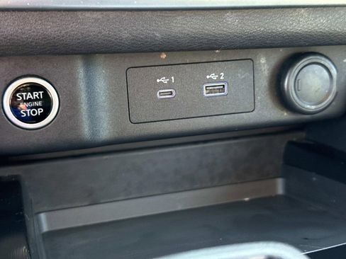 Certified 2021 Nissan Rogue SV FWD image 25