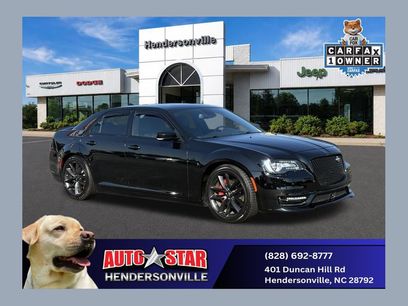 Used 2023 Chrysler 300 C