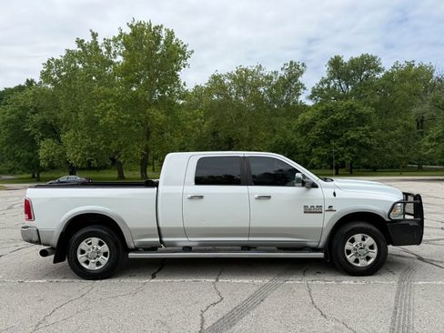 Used 2016 RAM 2500 Laramie AWD/4WD image 5