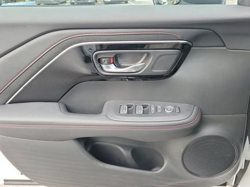 Certified 2025 Acura ADX A-Spec image 26