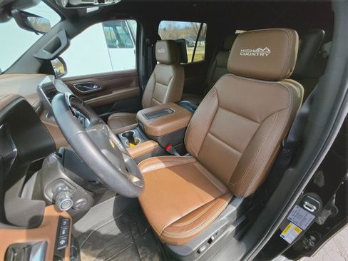 Used 2024 Chevrolet Tahoe High Country w/ Advanced Technology Package image 33