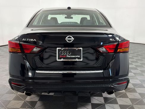 Used 2022 Nissan Altima 2.5 SL FWD image 8
