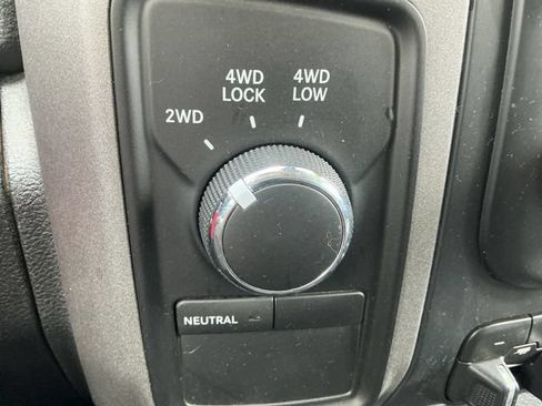 Used 2013 RAM 1500 Express AWD/4WD image 22