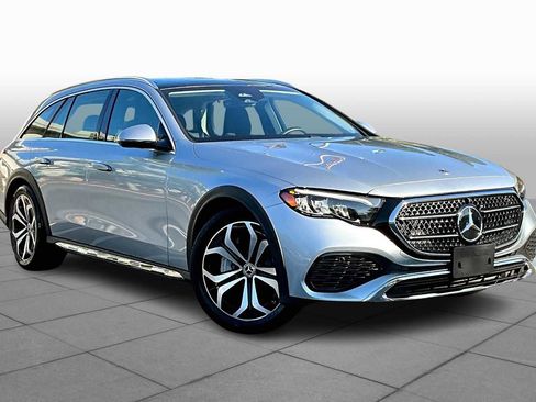 Used 2025 Mercedes-Benz E 450 4MATIC All-Terrain Wagon image 3