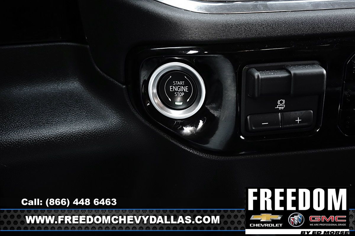 Used 2023 GMC Acadia SLE w/ Driver Convenience Package FWD image 18