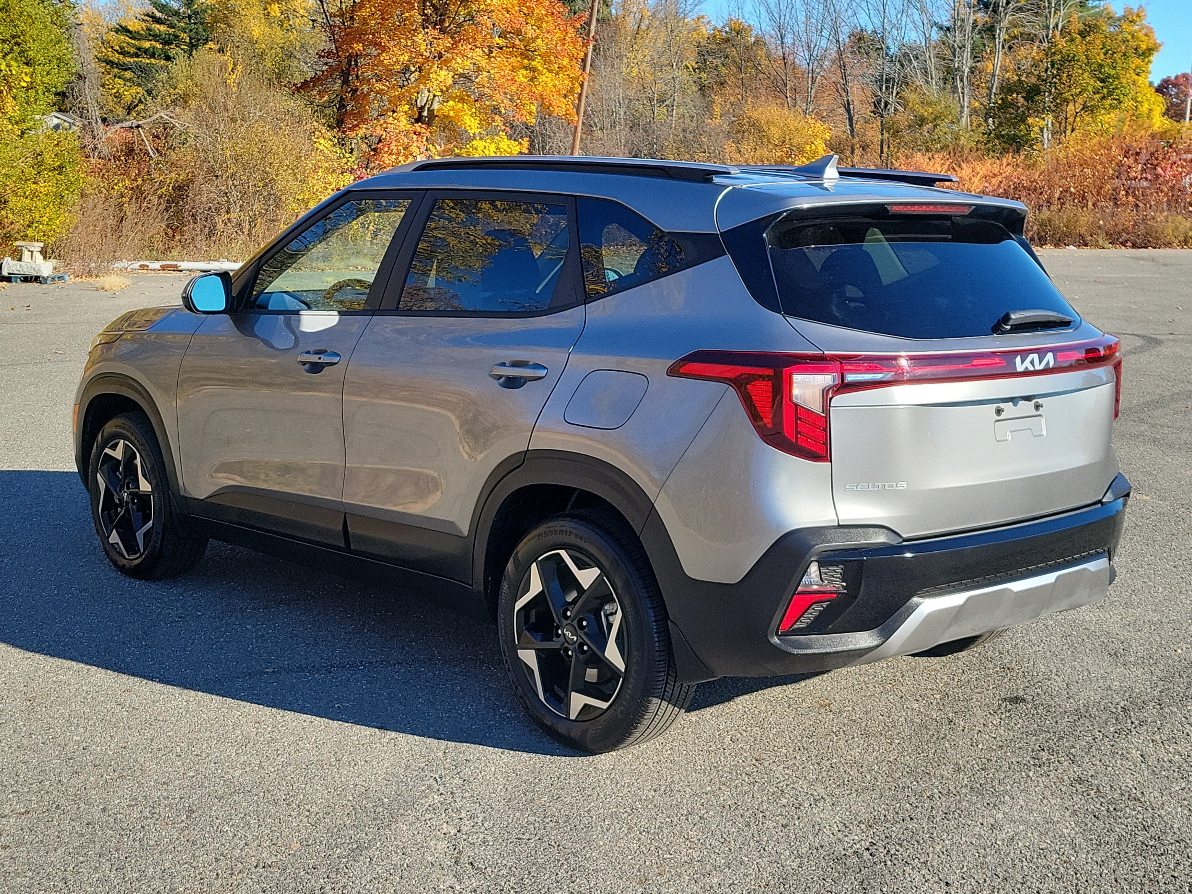Used 2026 Kia Seltos S AWD/4WD image 7