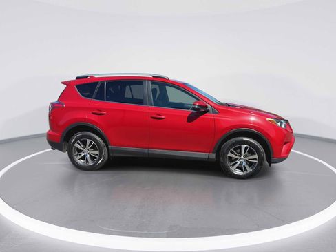 Certified 2017 Toyota RAV4 XLE AWD/4WD image 9