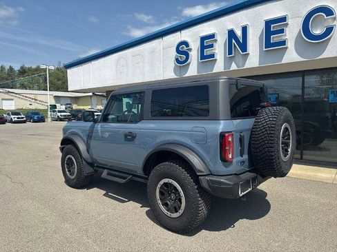 Certified 2023 Ford Bronco Badlands w/ Sasquatch Package AWD/4WD image 4