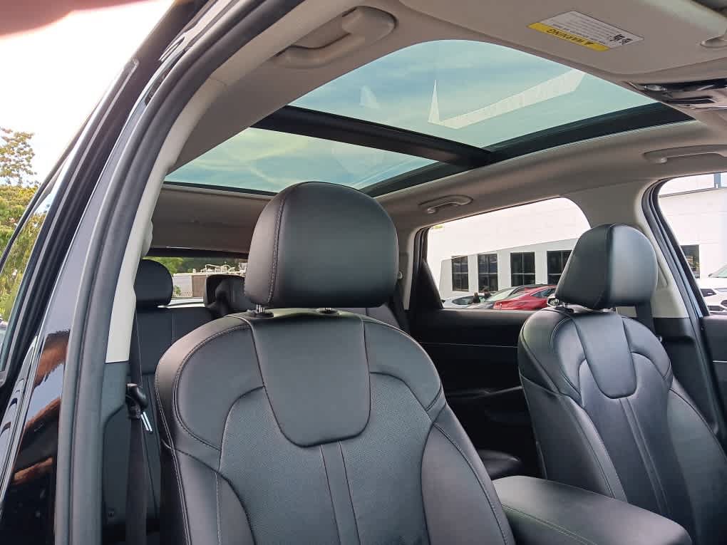 Used 2022 Kia Sorento S w/ Panoramic Sunroof Package AWD/4WD image 17