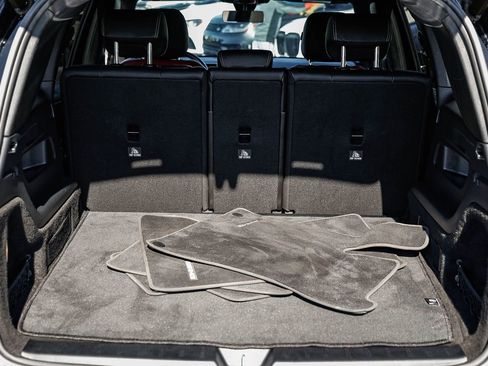 Used 2021 Mercedes-Benz GLB 250 image 25