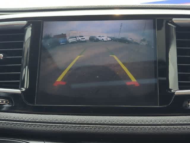 Certified 2018 Chrysler Pacifica Limited FWD image 33