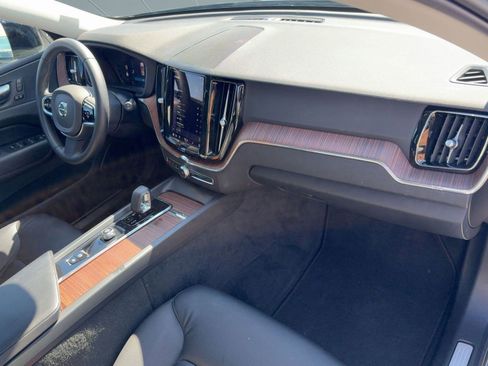 Certified 2023 Volvo XC60 B5 Plus w/ Climate Package image 31