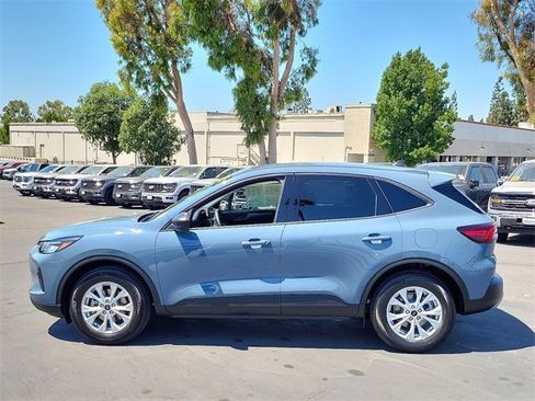 Used 2025 Ford Escape Active image 3