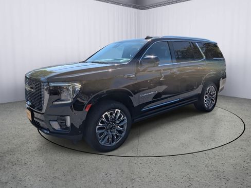 Certified 2023 GMC Yukon Denali Ultimate AWD/4WD image 7