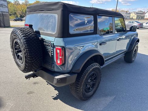 Used 2022 Ford Bronco Wildtrak image 13