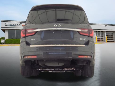 Used 2024 INFINITI QX80 Luxe image 6