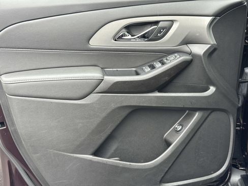 Used 2023 Chevrolet Traverse LT w/ LPO, Floor Liner Package image 16