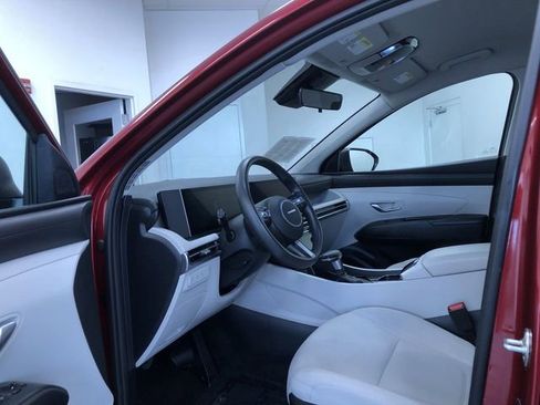 Used 2025 Hyundai Tucson SEL image 11
