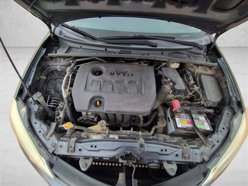 Used 2014 Toyota Corolla LE FWD image 20