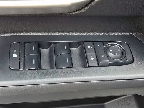 Used 2024 Toyota Tacoma TRD Off-Road AWD/4WD image 26