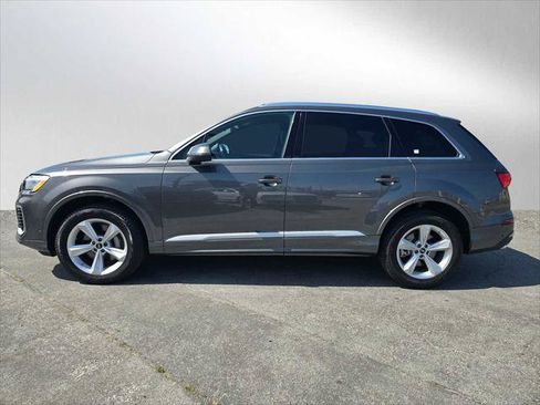 Used 2025 Audi Q7 2.0T Premium w/ Convenience Package AWD/4WD image 12