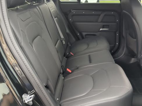 New 2026 Land Rover Defender 130 X-Dynamic SE AWD/4WD image 22