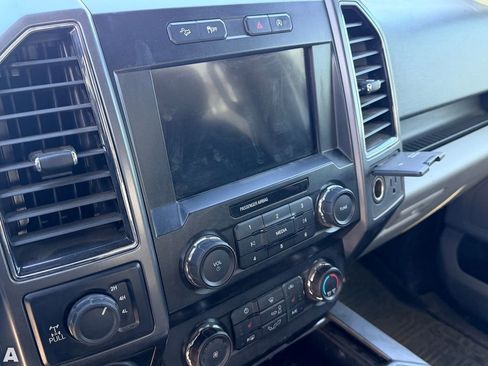 Used 2019 Ford F150 XLT w/ Equipment Group 302A Luxury AWD/4WD image 11